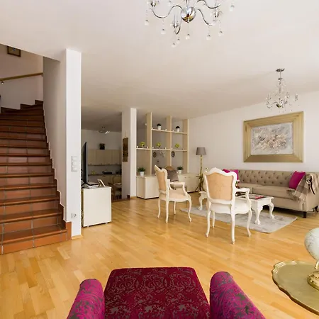 Pfamhaus Luxury